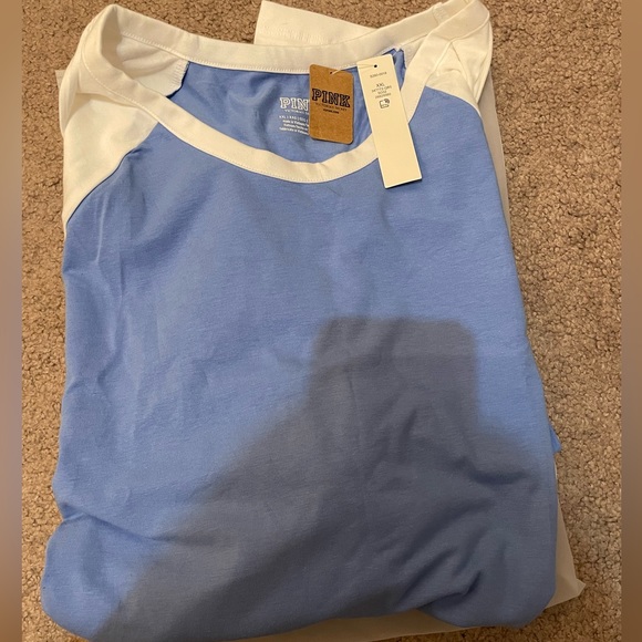 NWT Victoria’s Secret Pink Cropped Long-sleeve Raglan Top - Picture 5 of 5